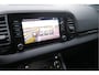 Skoda Karoq 1.5 TSI ACT 150pk Sportline Business Stoelverwarming , Led verlichting , DAB+ radio , Carplay ,Canton sound systeem, Achteruitrijcamera , Parkeersensoren ,Electr. achterklep ,etc.