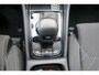 Skoda Karoq 1.5 TSI ACT 150pk Sportline Business Stoelverwarming , Led verlichting , DAB+ radio , Carplay ,Canton sound systeem, Achteruitrijcamera , Parkeersensoren ,Electr. achterklep ,etc.