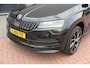 Skoda Karoq 1.5 TSI ACT 150pk Sportline Business Stoelverwarming , Led verlichting , DAB+ radio , Carplay ,Canton sound systeem, Achteruitrijcamera , Parkeersensoren ,Electr. achterklep ,etc.