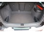 Skoda Karoq 1.5 TSI ACT 150pk Sportline Business Stoelverwarming , Led verlichting , DAB+ radio , Carplay ,Canton sound systeem, Achteruitrijcamera , Parkeersensoren ,Electr. achterklep ,etc.