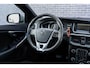 Volvo V40 1.5 T3 Polar+ Sport | Achteruitrijcamera | Cruise Control | Navigatie | Verwarmde Voorstoelen | Parkeersensoren voor en achter |