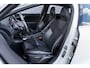 Volvo V40 1.5 T3 Polar+ Sport | Achteruitrijcamera | Cruise Control | Navigatie | Verwarmde Voorstoelen | Parkeersensoren voor en achter |