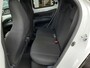Toyota Aygo X PULSE NIEUW DIRECT LEVERBAAR! CLIMA BI-TONE APPLE/ANDROID 17"LM-VELGEN PRIVACY-GLASS