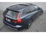 Volvo V60 PHEV T6 AWD ULTRA DARK SCHUIFDAK | WINTERPACK | H&K AUDIO | LUXE