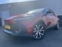 Toyota C-HR 1.8 Hybrid 140 First Edition NL-auto, 1e eign. Apple CarPlay/Android Auto navigatie, dodehoek detectie, adaptieve cruise control, keyless,
