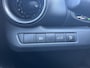 Toyota C-HR 1.8 Hybrid 140 First Edition NL-auto, 1e eign. Apple CarPlay/Android Auto navigatie, dodehoek detectie, adaptieve cruise control, keyless,