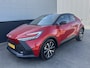 Toyota C-HR 1.8 Hybrid 140 First Edition NL-auto, 1e eign. Apple CarPlay/Android Auto navigatie, dodehoek detectie, adaptieve cruise control, keyless,