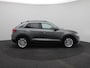 Volkswagen T-Roc 1.0 TSI Life Edition | 17 inch velgen | Keyless entry/start | Achteruitrijcamera | Buitenspiegels elektrisch inklapbaar |