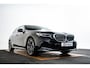 BMW 5-Serie 520i M Sport - Panoramadak - Stoelverwarming/ventilatie voorstoelen - Head up - Parking/Driving Assistant - Active Guard - Comfort Access - Stuurwielrandverwarming - Comfort Pack -