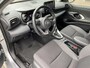 Toyota Yaris 1.5 Hybrid Dynamic Parkeersensoren voor + achter, Navigatie Apple CarPlay/Android Auto, achteruitrij camera, adaptieve cruise control, LED