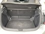 Toyota Yaris 1.5 Hybrid Dynamic Parkeersensoren voor + achter, Navigatie Apple CarPlay/Android Auto, achteruitrij camera, adaptieve cruise control, LED