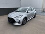 Toyota Yaris 1.5 Hybrid Dynamic Parkeersensoren voor + achter, Navigatie Apple CarPlay/Android Auto, achteruitrij camera, adaptieve cruise control, LED