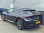 Kia EV6 Plus 77.4 kWh Trekhaak, BTW-auto! 1e eign. NL-auto! SOH 100%, Navigatie, Stoelkoeling, Stoelverwarming, Stuurwiel verwarmd, Dodehoekdetectie, Leder, LED, Elek. bestuurdersstoel