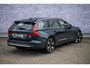 Volvo V60 2.0 T6 Plug-in hybrid AWD Ultimate Bright | Panoramadak | Gelamineerd Glas | 360 Camera | Head-up display | Adaptieve Cruise Control | Verwarmbaar Stuurwiel | Harman & Kardon Sound
