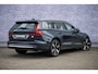 Volvo V60 2.0 T6 Plug-in hybrid AWD Ultimate Bright | Panoramadak | Gelamineerd Glas | 360 Camera | Head-up display | Adaptieve Cruise Control | Verwarmbaar Stuurwiel | Harman & Kardon Sound