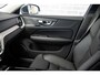 Volvo V60 2.0 T6 Plug-in hybrid AWD Ultimate Bright | Panoramadak | Gelamineerd Glas | 360 Camera | Head-up display | Adaptieve Cruise Control | Verwarmbaar Stuurwiel | Harman & Kardon Sound