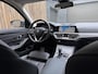 BMW 3-Serie Touring 320e High Executive Automaat | Trekhaak elektrisch | Navigatiesysteem | Laser LED | Draadloze telefoonlader | Apple CarPlay | Getint glas | Metallic lak | Sportleer | Parkeersensoren voor en achter