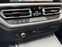 BMW 3-Serie Touring 320e High Executive Automaat | Trekhaak elektrisch | Navigatiesysteem | Laser LED | Draadloze telefoonlader | Apple CarPlay | Getint glas | Metallic lak | Sportleer | Parkeersensoren voor en achter
