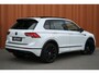 Volkswagen Tiguan 2.0 TSI 4MOTION R-LINE Panodak ACC Trekhaak Camera Suzuka Lane