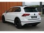 Volkswagen Tiguan 2.0 TSI 4MOTION R-LINE Panodak ACC Trekhaak Camera Suzuka Lane