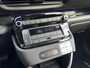 Hyundai Inster Evolve 49 kWh / Navigatie / Achteruitrijcamera / Apple Carplay & Android Auto / Adaptive Cruise Control / Automatische Airco / 3 Fase /