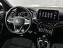 Volkswagen T-Roc R-Line 1.5 110 kW / 150 pk TSI SUV 7 versn. DSG