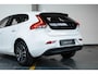 Volvo V40 T2 Automaat Polar+ | Parkeersensoren achter | Volvo on Call | Stoelverwarming | Dealeronderhouden | Navigatie | High perfomance audio | Climate control