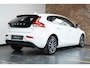 Volvo V40 T2 Automaat Polar+ | Parkeersensoren achter | Volvo on Call | Stoelverwarming | Dealeronderhouden | Navigatie | High perfomance audio | Climate control