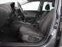 SEAT Leon 1.0 EcoTSI Style Business | Carplay | Trekhaak | Navigatie | Parkeerhulp | Climate control | Cruise control | Bluetooth
