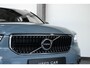 Volvo XC40 B4 Automaat Business Pro | Dealeronderhouden | Adaptive cruise control | BLIS | Zwarte Roofrails kan ook | Parkeercamera | Volvo on Call | Navigatie | 18'' Lichtmetalen velgen
