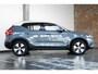 Volvo XC40 B4 Automaat Business Pro | Dealeronderhouden | Adaptive cruise control | BLIS | Zwarte Roofrails kan ook | Parkeercamera | Volvo on Call | Navigatie | 18'' Lichtmetalen velgen