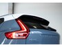 Volvo XC40 B4 Automaat Business Pro | Dealeronderhouden | Adaptive cruise control | BLIS | Zwarte Roofrails kan ook | Parkeercamera | Volvo on Call | Navigatie | 18'' Lichtmetalen velgen