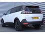 Peugeot 5008 1.2 PURETECH 130PK GT PACK AUTOMAAT | 2 stoelen op derde rij | Achterbank in delen neerklapbaar | Achterstoelen uitneembaar