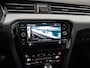Volkswagen Passat Variant 1.4 TSI PHEV GTE | Trekhaak | Panoramadak | Camera | Zondag Open!