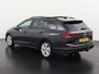 Volkswagen Golf Variant 1.5 eTSI Life DSG | Panoramadak | Trekhaak | Zondag Open!