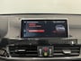 BMW X1 xDrive25e SportLine Aut PHEV Pano dak HiFi system Verwarmbare stoelen Sport stoelen navi Carplay PDC V+A Elektrische achterklep Full Led