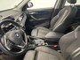 BMW X1 xDrive25e SportLine Aut PHEV Pano dak HiFi system Verwarmbare stoelen Sport stoelen navi Carplay PDC V+A Elektrische achterklep Full Led
