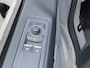Ford Transit Custom 340 2.5 PHEV L2H1 Limited 233pk |  Kombi | Incl. BTW/BPM | Dubbele zijschuifdeur | Privacy Glass | Inklapbare trekhaak | 17 inch lichtmetalen velgen | Driver Assistance Pack Premium | Verwarmbaar stuurwiel