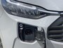 Ford Transit Custom 340 2.5 PHEV L2H1 Limited 233pk |  Kombi | Incl. BTW/BPM | Dubbele zijschuifdeur | Privacy Glass | Inklapbare trekhaak | 17 inch lichtmetalen velgen | Driver Assistance Pack Premium | Verwarmbaar stuurwiel