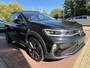 Volkswagen Taigo 1.5 TSI Style / Panorama dak / 18 Inch / Virtual cockpit / IQ Light / Camera / Alcantara / 150 PK