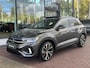 Volkswagen T-Roc 1.5 TSI R-Line / Panorama dak / Leer / afneembare trekhaak / IQ light / 19 Inch / Cockpit / Camera / 150 PK