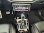 Volkswagen T-Roc 1.5 TSI R-Line / Panorama dak / Leer / afneembare trekhaak / IQ light / 19 Inch / Cockpit / Camera / 150 PK