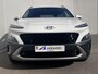 Hyundai Kona 1.0 T-GDI Premium / Dealer onderhouden / 1.200 kg Trekgewicht / Navigatie Bluelink / HUD / Achteruitrijcamera / Stoelventilatie / Stuur-, stoel- en achterbankverwarming / 18" LM wielen /