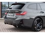 BMW 3-Serie Touring 330e xDrive M-Sport Pro LCI Dravitgrau Pano HUD el-zetels 19inch