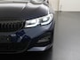 BMW 3-Serie Touring 330e M Sport Shadow | Panoramadak | Trekhaak | Head Up | Zondag Open!