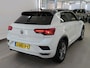 Volkswagen T-Roc 1.5 TSI 150pk Sport Business R Line exterieur| Navi | CarPlay | 18" Velgen | LED | Parkeersensoren voor en achter