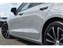 Volvo V60 T6 AWD 350PK Plug-in Hybrid Plus Dark | ACC | Pilot Assist | Harman Kardon | 360 Camera | BLIS | Trekhaak | Stoel en Stuurwiel verwarming