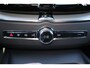 Volvo XC60 T6 Recharge AWD Ultra Black Edition - Luchtvering - Head-up display - Nappaleder - Voorstoelen elektr. verstelbaar met geheugen, ventilatie en massage - 360° camera - IntelliSafe Assist & Surround - 21" LMV - Panoramisch schuif-/kanteldak - Harman Kardon premium audio - Full-LED Active High Beam koplampen - Lederlook dashboard - Getinte ruiten vanaf de B-stijl