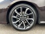 Toyota Corolla Sedan 1.8 Hybrid Executive | Lederen bekleding | Stoelverwarming | Carplay | Dode hoek waarschuwing |