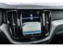 Volvo XC60 2.0 T6 Plug-in hybrid AWD Ultimate Bright | Long Range | Harman Kardon Audio | Schuif- / Kanteldak | Head Up Display | Stoel- / Stuurverwarming | Power Seats | Keyless | Parkeerverwarming | Dodehoek Detectie | Elektrische achterklep |